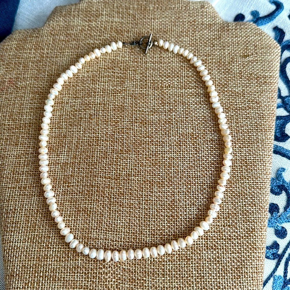 Fresh water creamy egg shaped pearls vintage sterling silver toggle clasp 16”